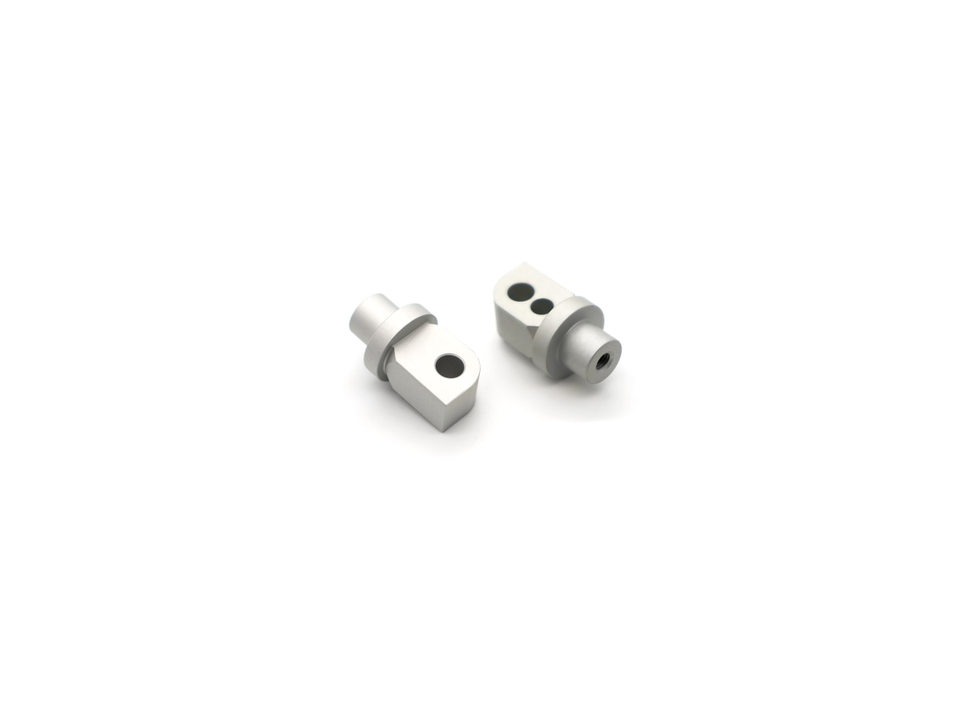Barracuda footrest adapter set rear Suzuki GSX8S from 2023