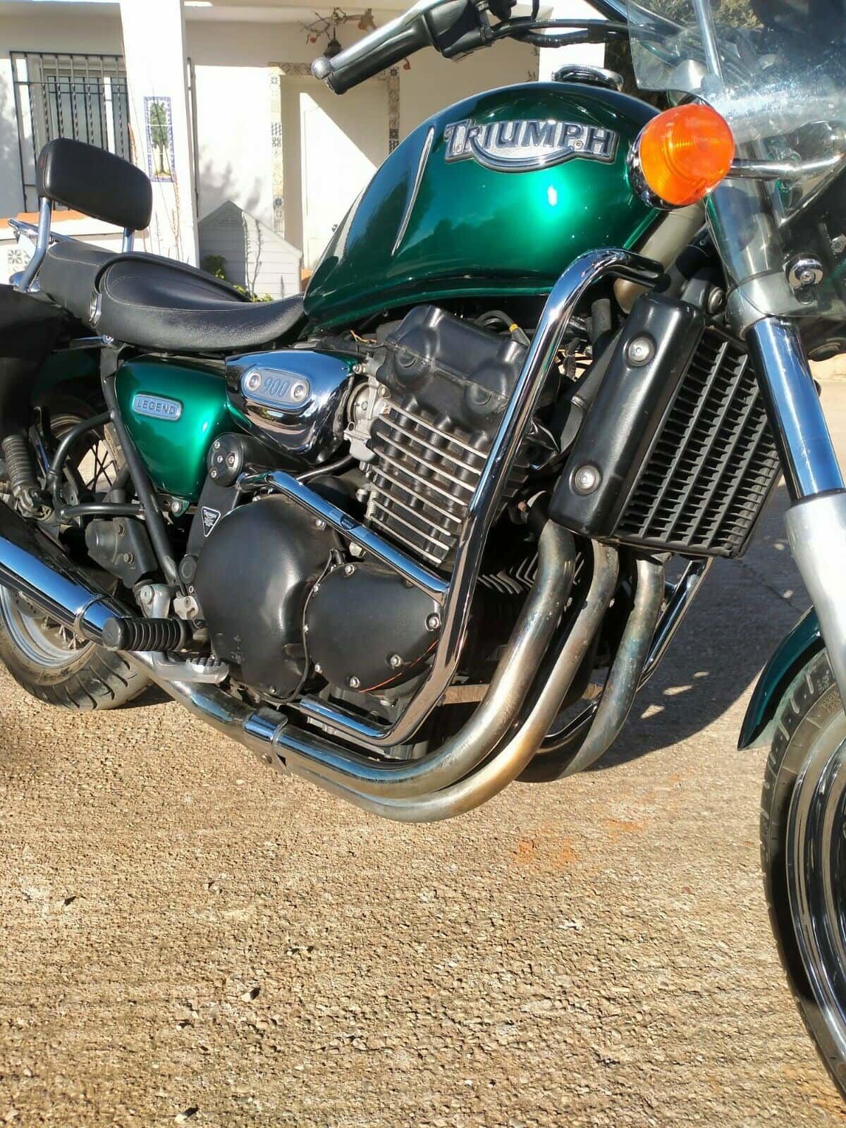 Hepco&Becker Crash bar chrome for Triumph Thunderbird/ Legend TT from 1995 to 1998