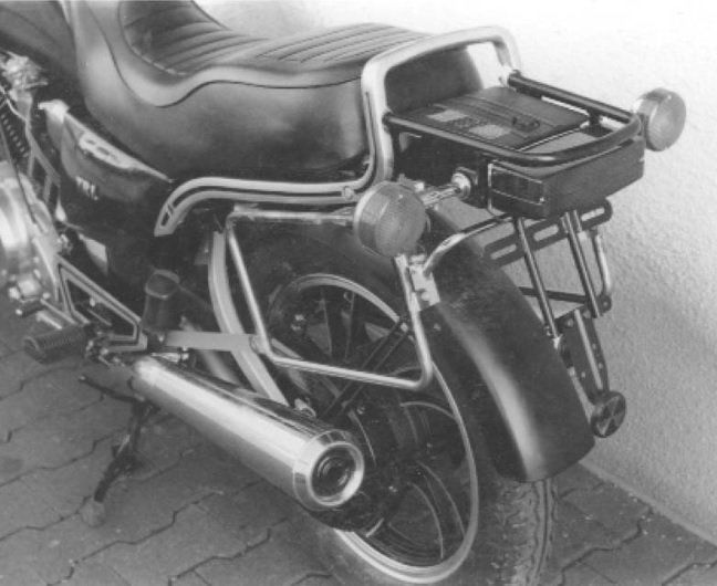 Hepco & Becker Top carrier black for Yamaha XJ750/900F