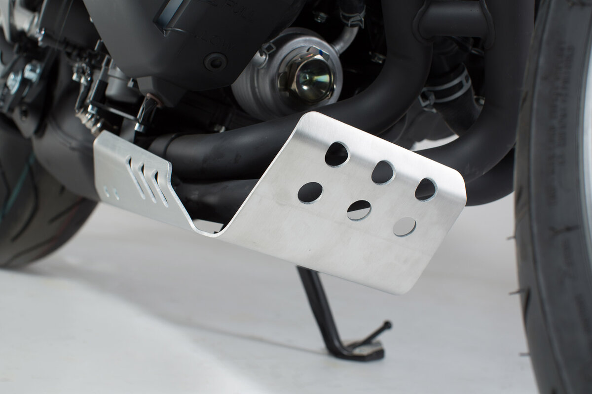 SW-Motech Crankcase Protector Silver Yamaha Tracer 900 / GT / MT 09 / SP / Tracer / Niken / XSR 900