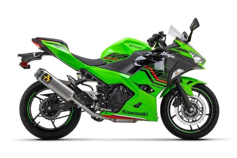 ARROW COMPETITION Compleet motorfiets uitlaatsysteem met WORKS einddemper voor Kawasaki Ninja 400 / Z400 vanaf 2023